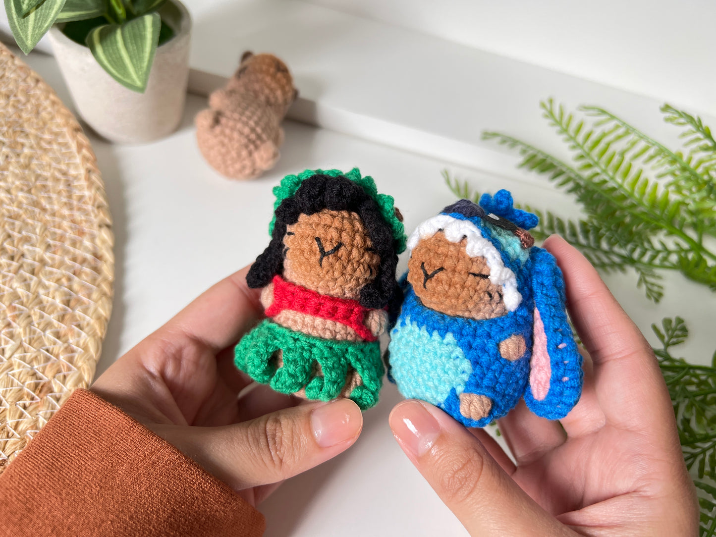 Disfraces Capibara Lilo, Stitch y Angel Patrón PDF Esp, Port, Ing - Nudo y Tejido